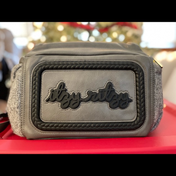 Itzy Ritzy Greyson Boss Plus - Picture 4 of 4